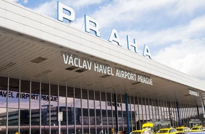 Массовая отмена рейсов в Чехию