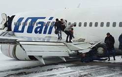 Самолет Utair совершил жесткую посадку в Коми