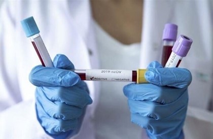 Вакцину против коронавируса начали испытывать в России