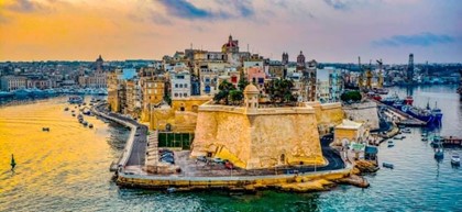 Пассажиропоток международного аэропорта Мальты в ноябре снизился на 92%