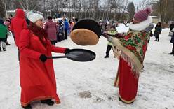 Больше 20 праздничных программ на Масленицу ждут туристов в городах Золотого кольца