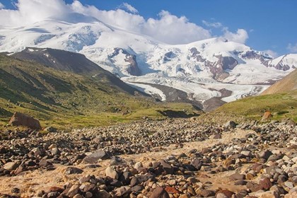 На Северном Кавказе взрывной рост туризма. Названы два самых популярных региона
