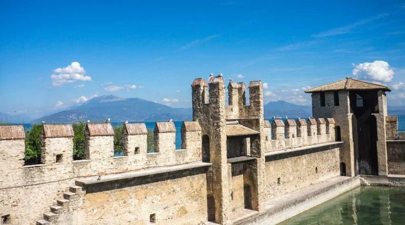 В Италии продают старинный замок, на этот раз русские ни при чем