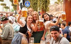 В Мюнхене открылся самый массовый фестиваль пива
