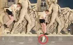 Турист из Ирландии серьезно повредил известную бельгийскую статую