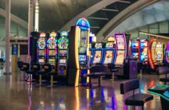 Путешественница выиграла крупную сумму в аэропорту Лас-Вегаса