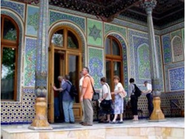 Узбекистан вошел в пятерку стран с наиболее динамично развивающимся туризмом