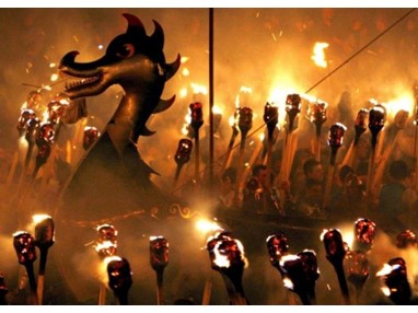 Огненный фестиваль викингов