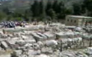 Греция на телефоне - на развалинах дворца Минотавра.