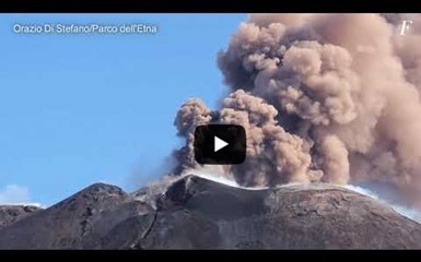 Вулкан Этна в Италии снова проснулся 