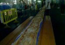 Итальянцы сделали самую длинную пиццу в мире