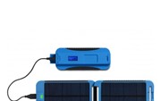 Powertraveller и аккумулятор Powermonkey Extreme голубой