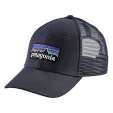 Patagonia P-6 Logo Lopro Trucker Hat синий ONE