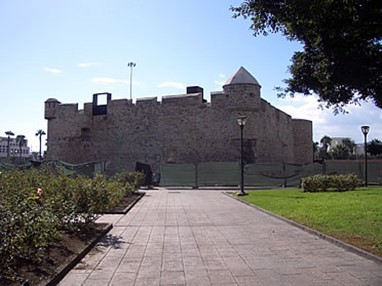 Крепость Кастильо-де-ла-Лус