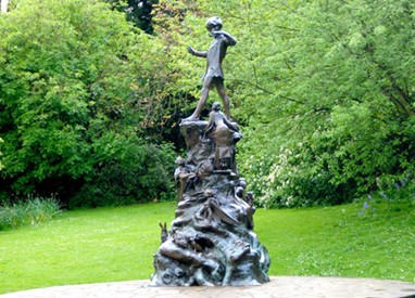 Памятник Питеру Пену