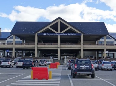 Международный аэропорт Тениенте Луис Канделариа