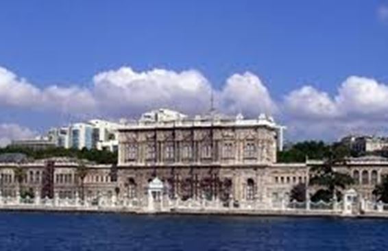 Достопримечательности Стамбула. Дворец Долмабахче