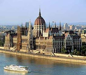 Парламент Венгрии в Будапеште