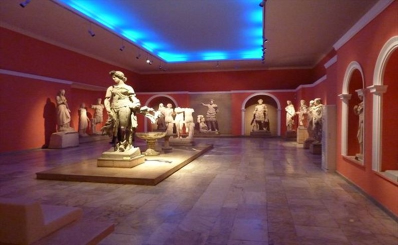Зал античных скульптур