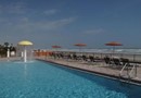 La Quinta Inn and Suites Daytona Beach