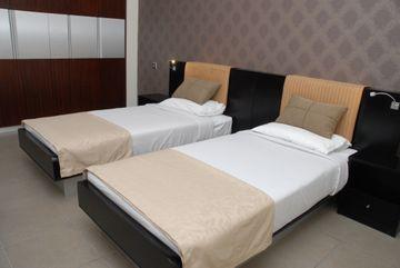 Royal Ascot Hotel Apartments Dubai