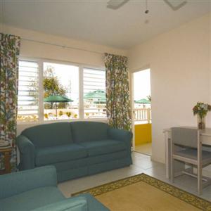 Tropical Winds Apartment Hotel