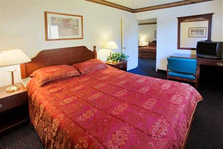 Americas Best Value Astoria Inn and Suites