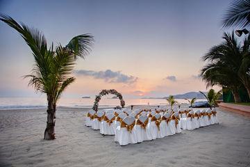 Barcelo Ixtapa Beach