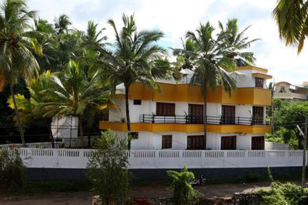 Toms Inn Kovalam