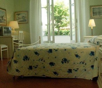 Rest In Bed & Breakfast Lucca