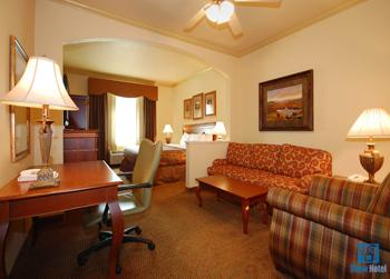 BEST WESTERN PLUS Crown Colony Inn & Suites