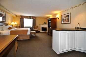 BEST WESTERN PLUS Couchiching Inn