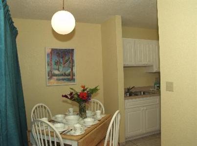 Wakulla Suites