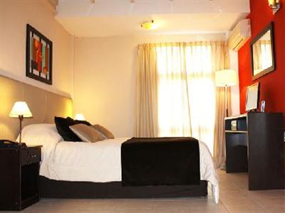 Ker Urquiza Hotel & Suites