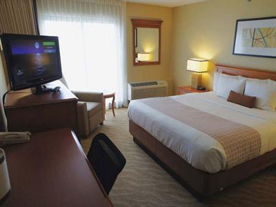 La Quinta Inn & Suites Bloomington West