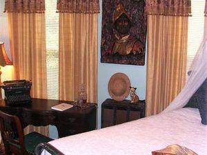 Larelle House Bed & Breakfast