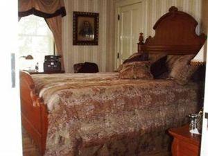 Sleigh Maker Inn Bed & Breakfast