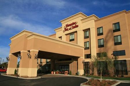 Hampton Inn & Suites Bakersfield/Hwy 58, CA