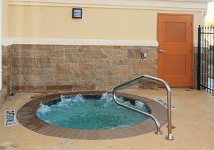 Comfort Suites Palestine