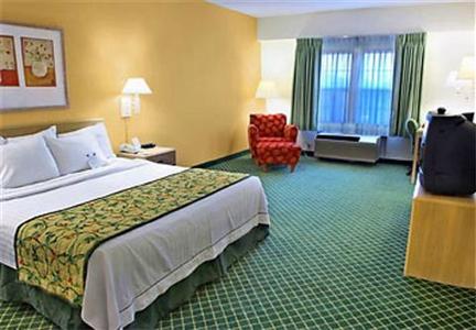 Fairfield Inn and Suites Clearwater Bayside