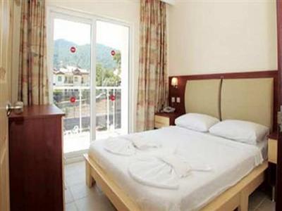 Club Tokmak Apartments