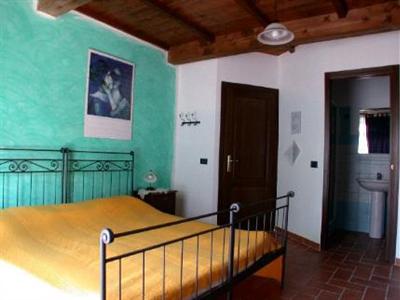 Cascina Caldera Bed & Breakfast Cantarana