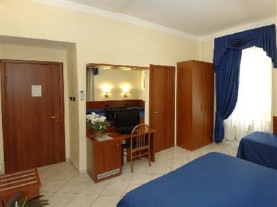 Arco Romano Rooms