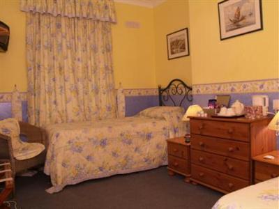 Rosemead Guest House Horley