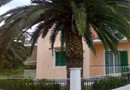 Palm Trees Studios & Apartments