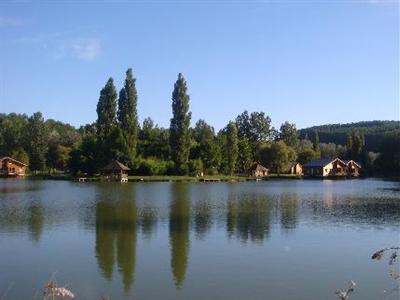 Les Cottages Du Lac Hotel Coly