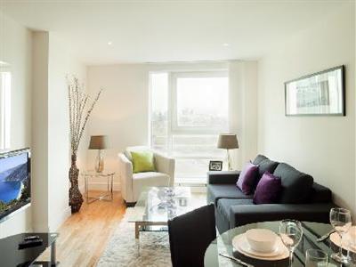 SACO Apartments St George Wharf London