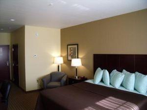 Irish Inn & Suites