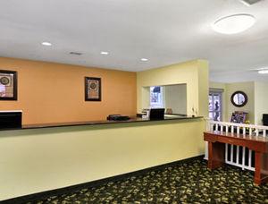 Days Inn and Suites Wichita East