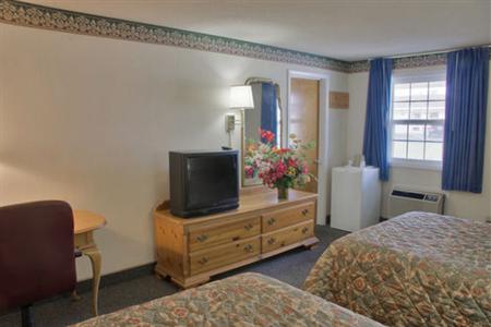 Americas Best Value Inn Farmington (New York)